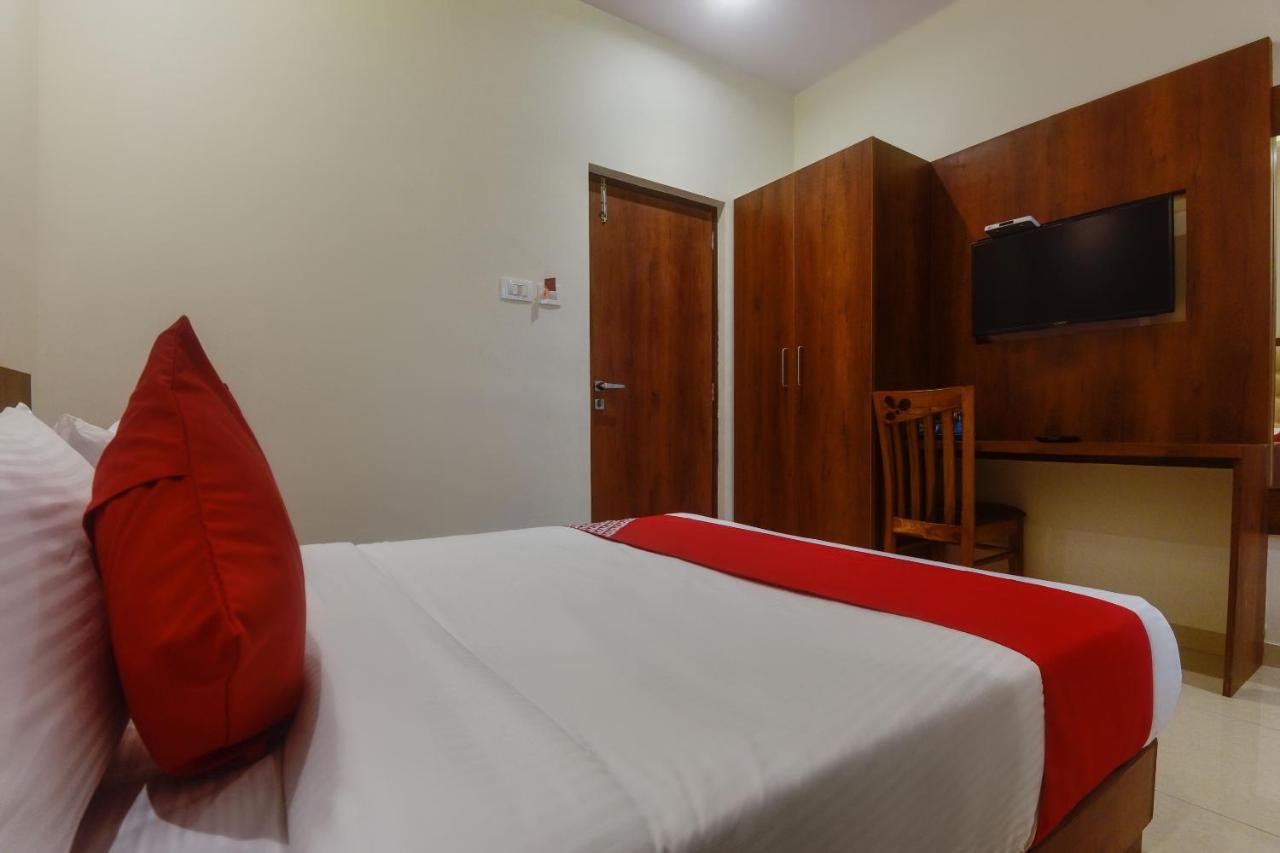 Oyo Shubham Residency Hotel Bhiwandi Exterior foto